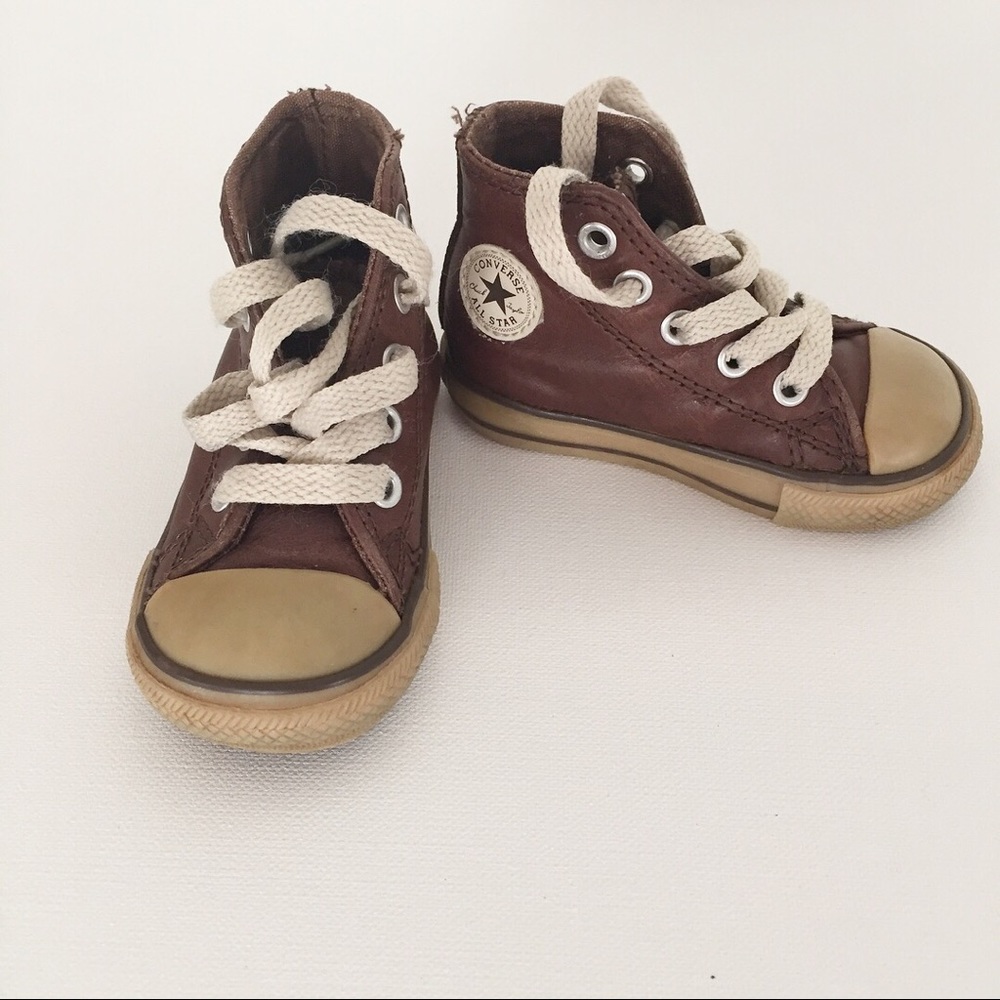 Brown leather converse size 4 toddler